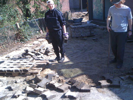 April 2010 260